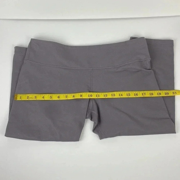 Lululemon grey Wunder  under cropped soot tights activewear capris pants 12 - Picture 3 of 11